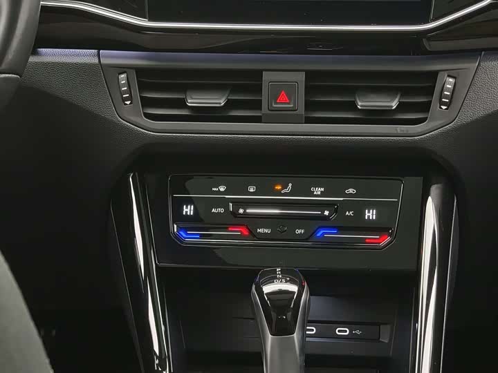 Фото 9 - Volkswagen Tayron