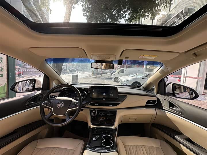 Фото 10 - Buick GL8 ES