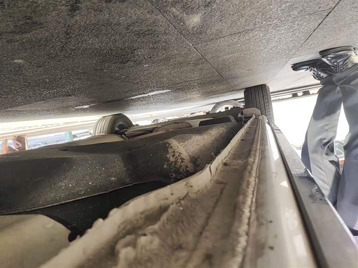 Фото 21 - Buick GL8 ES