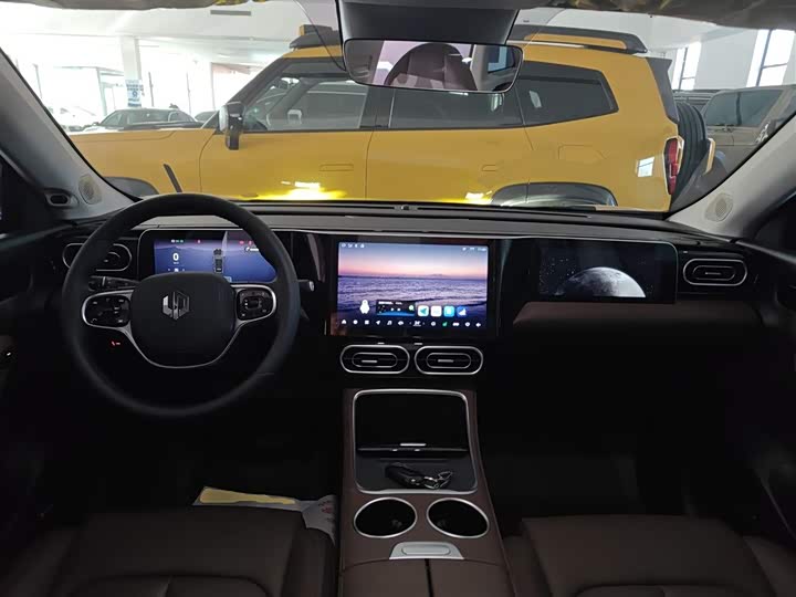 Фото 10 - Leapmotor C11