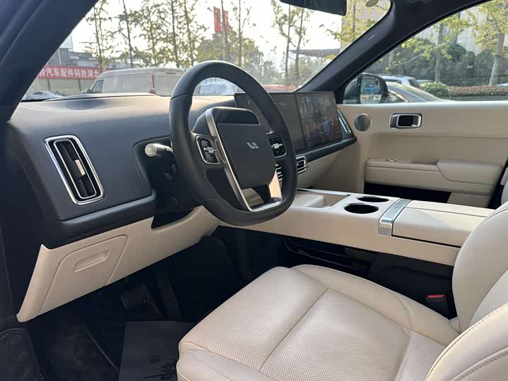 Фото 4 - LiXiang L9