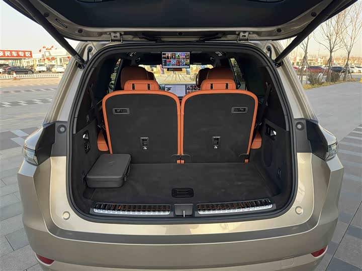 Фото 17 - LiXiang L9