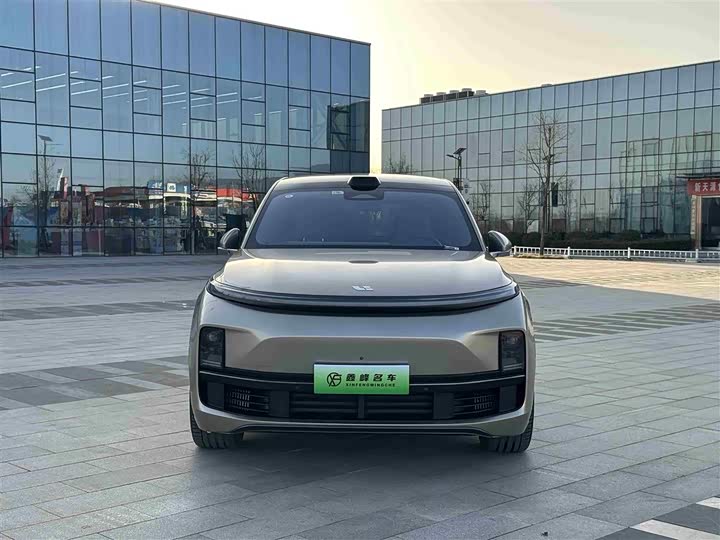 Фото 2 - LiXiang L9