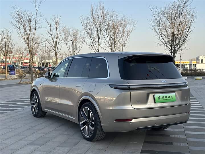 Фото 24 - LiXiang L9