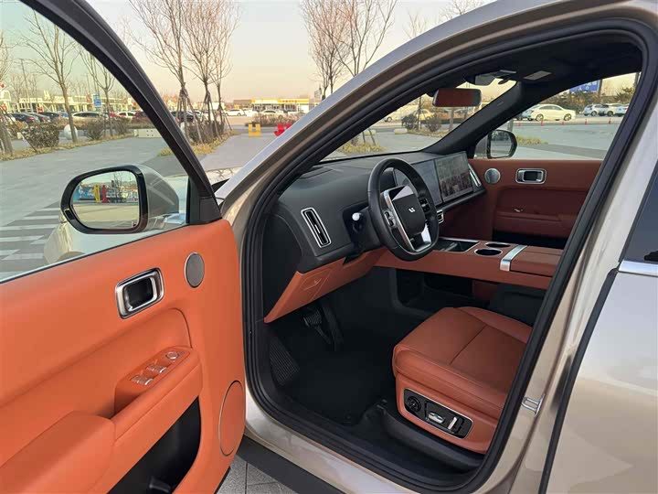 Фото 4 - LiXiang L9