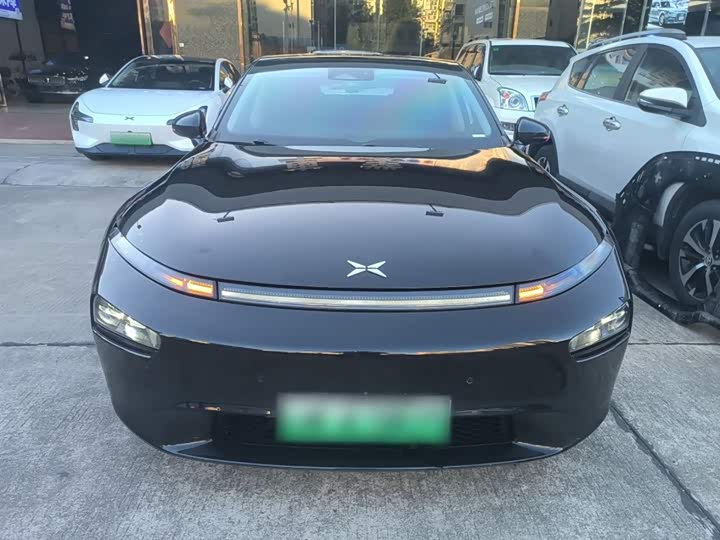 Фото 3 - XPeng P7