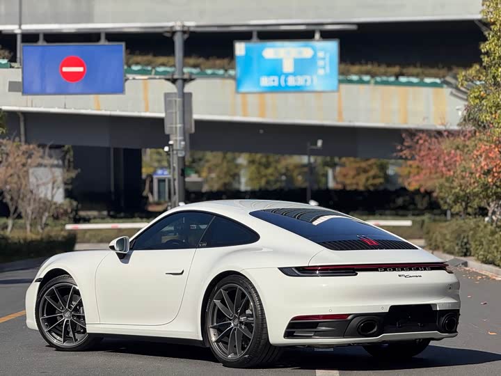 Фото 13 - Porsche 911
