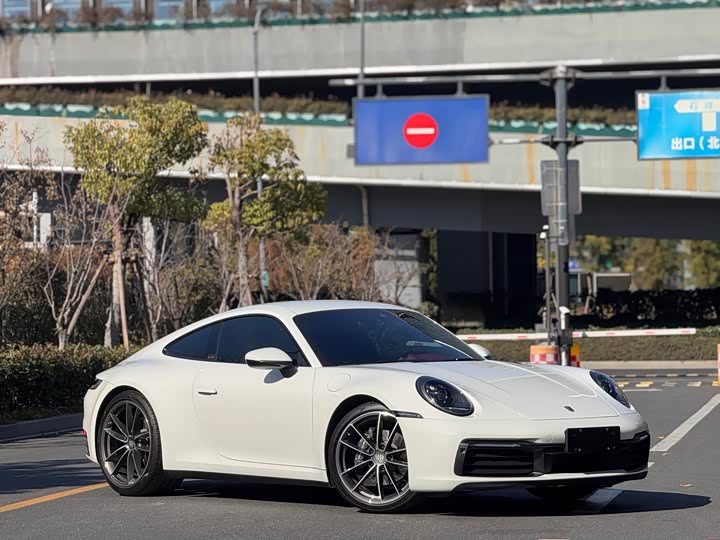 Фото 3 - Porsche 911