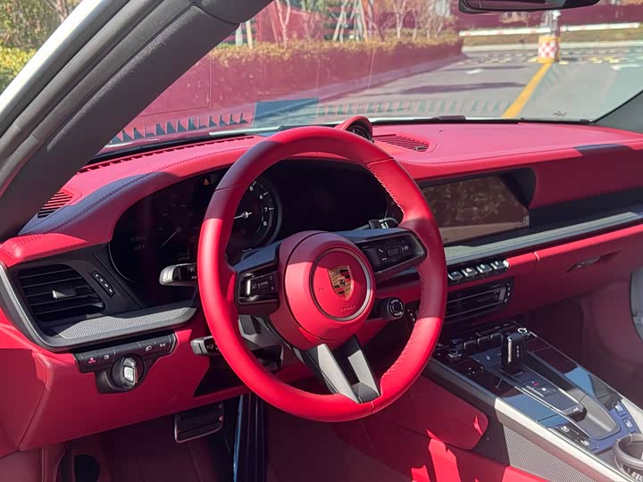 Фото 4 - Porsche 911