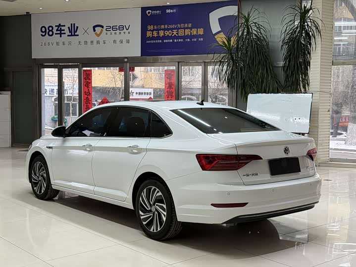 Фото 4 - Volkswagen Sagitar L