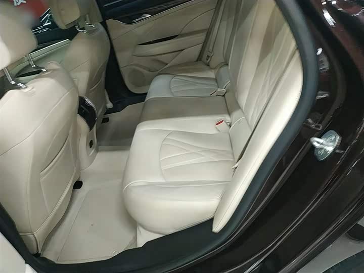 Фото 17 - Buick LaCrosse