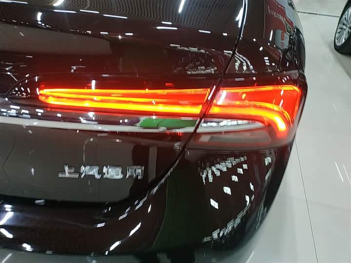 Фото 8 - Buick LaCrosse