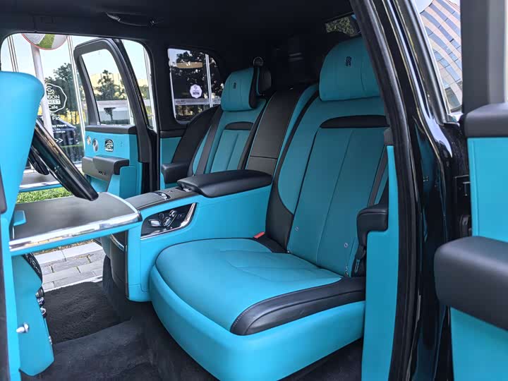 Фото 18 - Rolls-Royce Cullinan