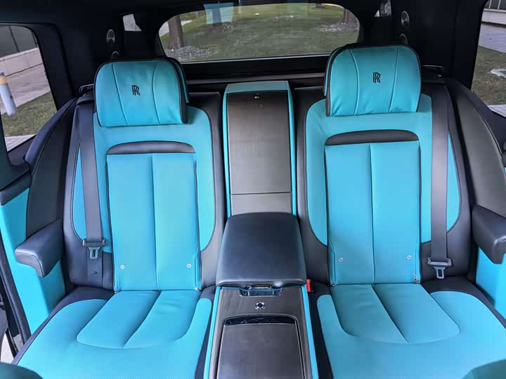 Фото 44 - Rolls-Royce Cullinan