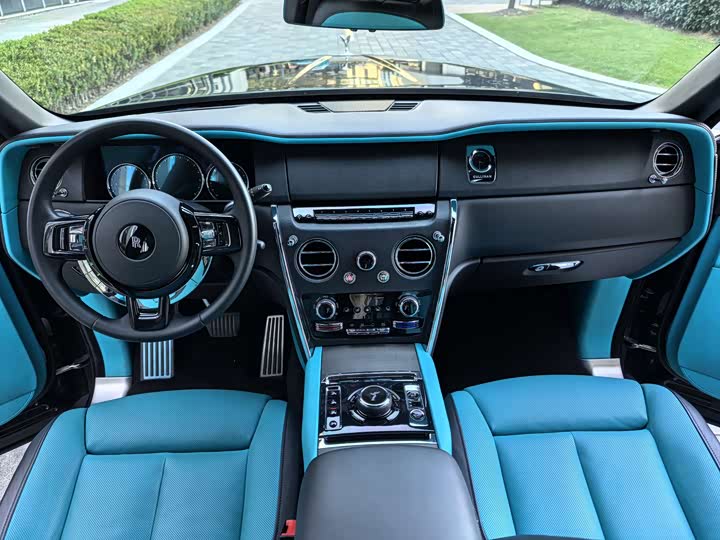 Фото 45 - Rolls-Royce Cullinan