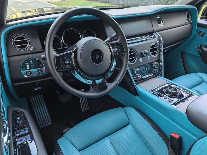 Фото 49 - Rolls-Royce Cullinan