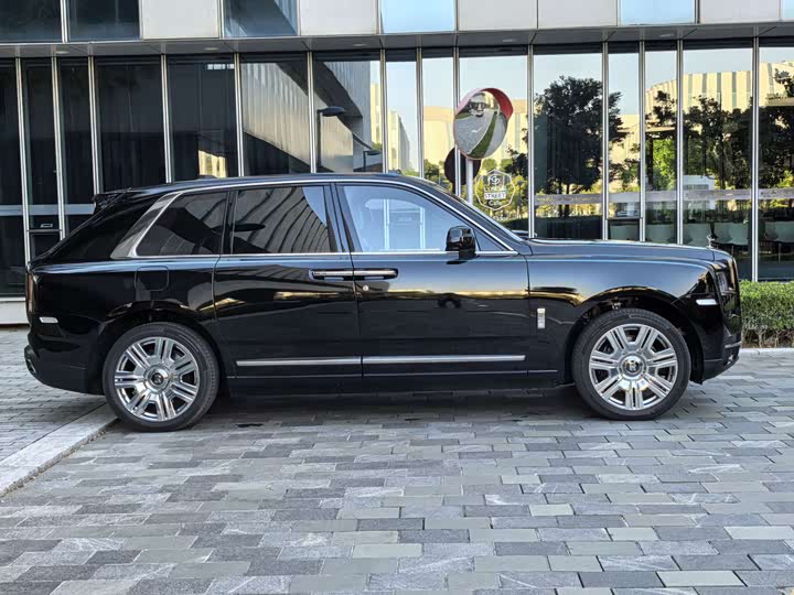 Фото 5 - Rolls-Royce Cullinan