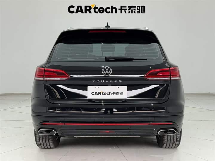 Фото 9 - Volkswagen Touareg