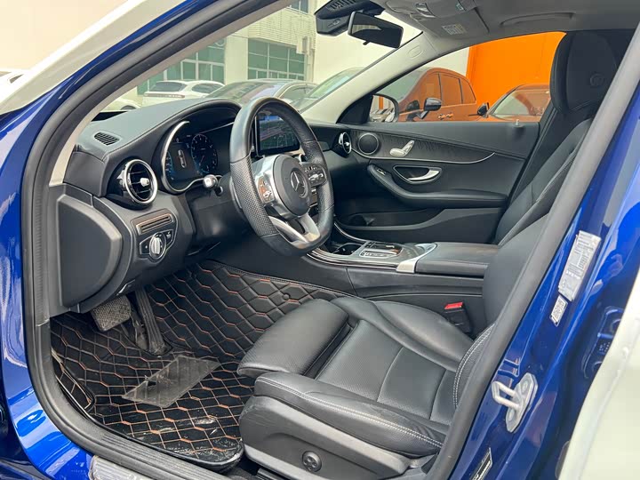 Фото 5 - Mercedes-Benz C-Class