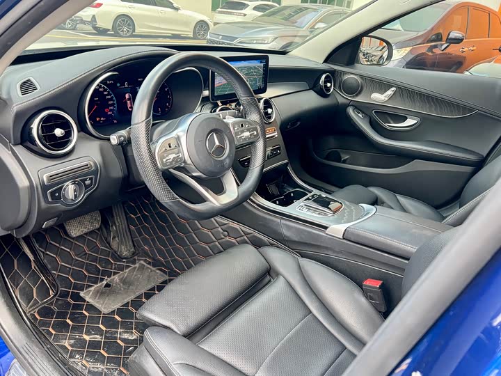 Фото 6 - Mercedes-Benz C-Class