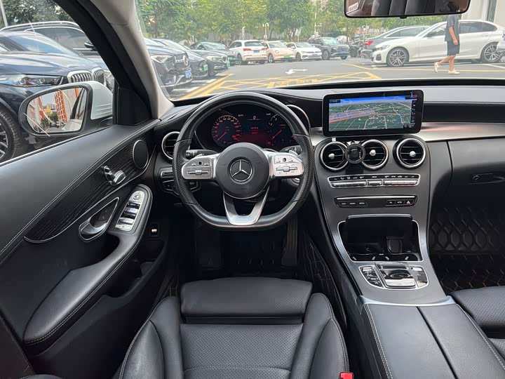 Фото 7 - Mercedes-Benz C-Class