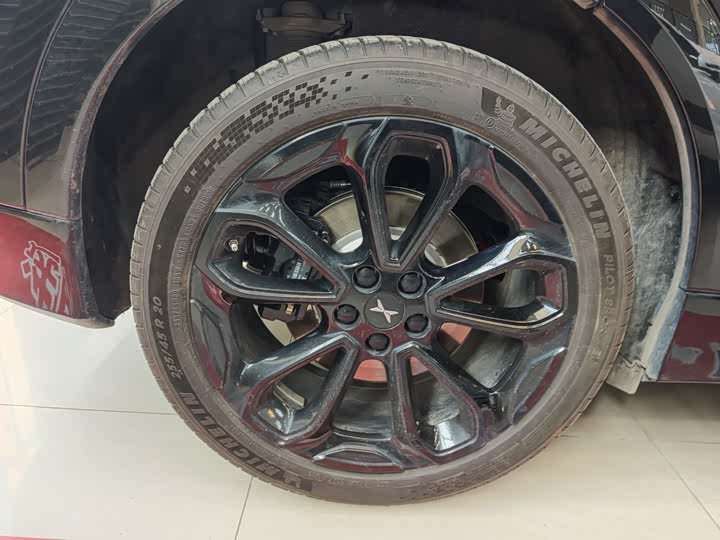 Фото 14 - XPeng G6