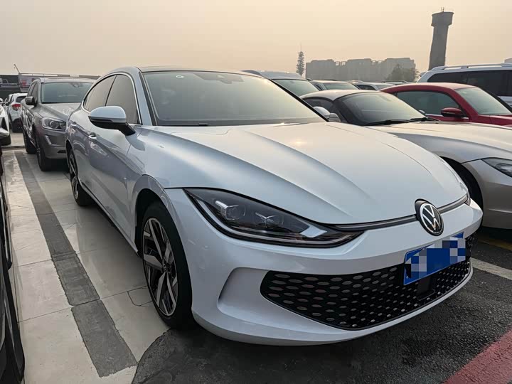 Фото 3 - Volkswagen Lamando L