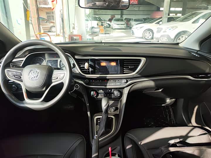 Фото 10 - Buick Excelle GT