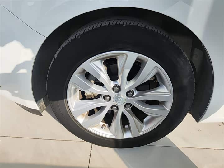 Фото 23 - Buick Excelle GT