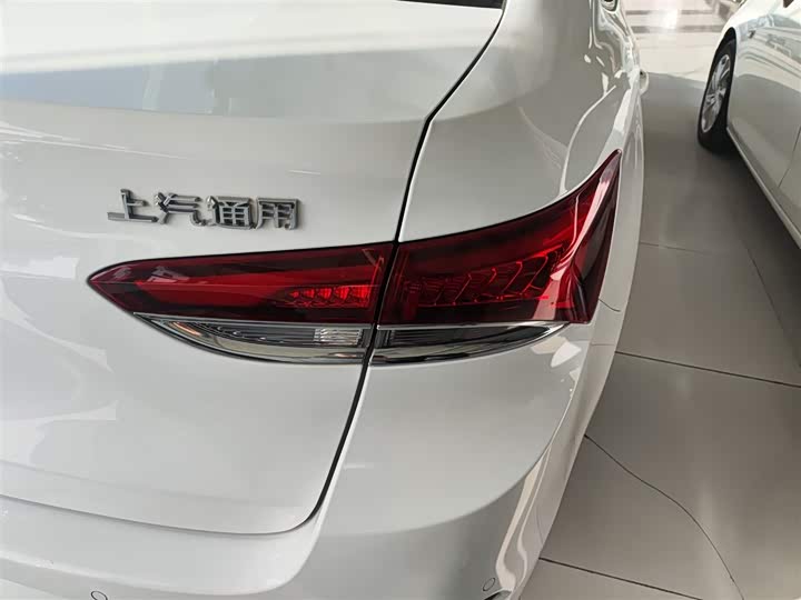 Фото 8 - Buick Excelle GT