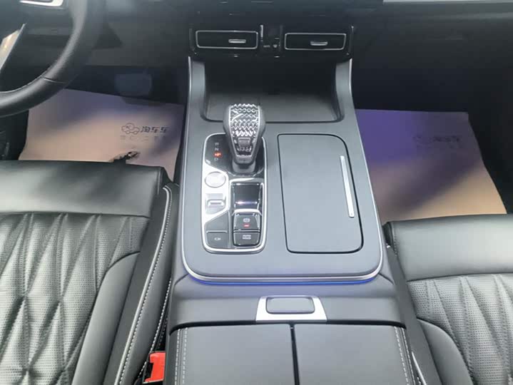 Фото 16 - GAC Trumpchi GS8