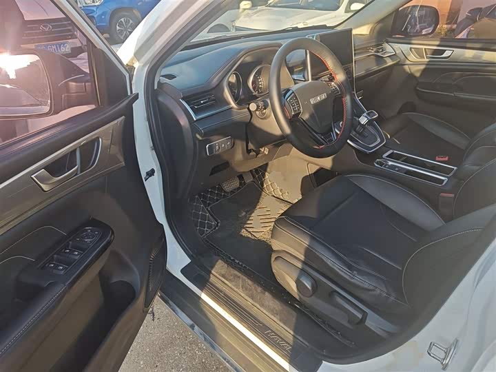 Фото 16 - Haval M6