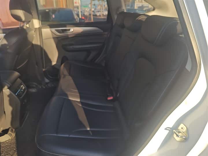 Фото 17 - Haval M6