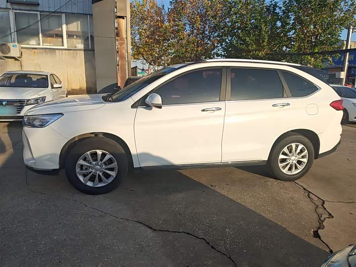 Фото 5 - Haval M6