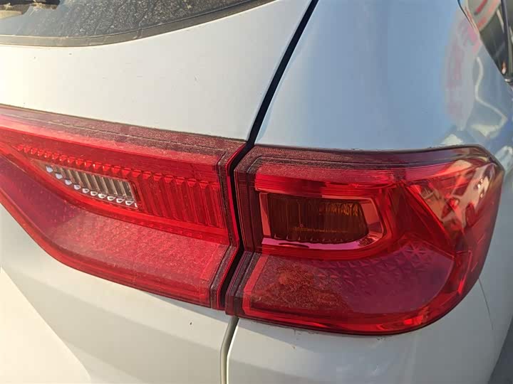 Фото 8 - Haval M6