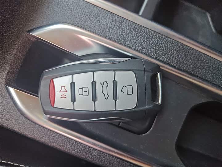 Фото 9 - Haval M6