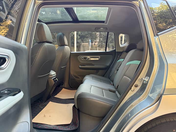 Фото 9 - GAC Aion Y