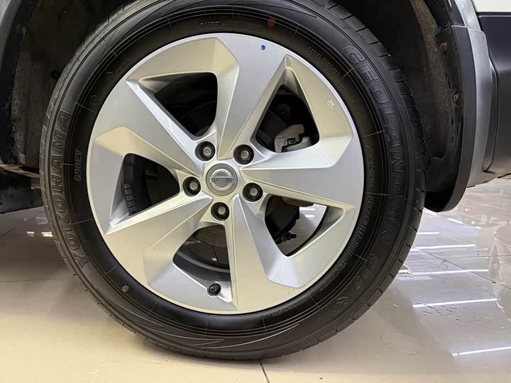 Фото 19 - Nissan Qashqai