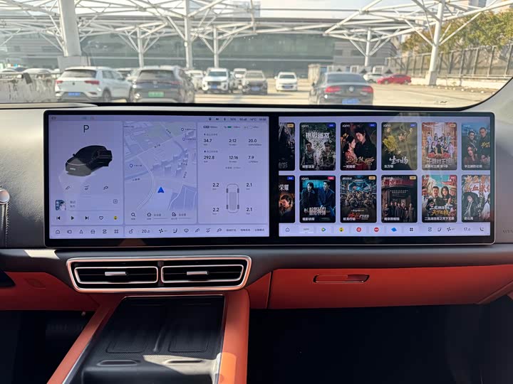 Фото 12 - LiXiang L6