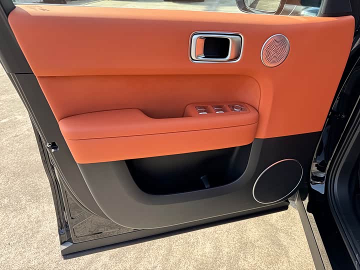 Фото 14 - LiXiang L6