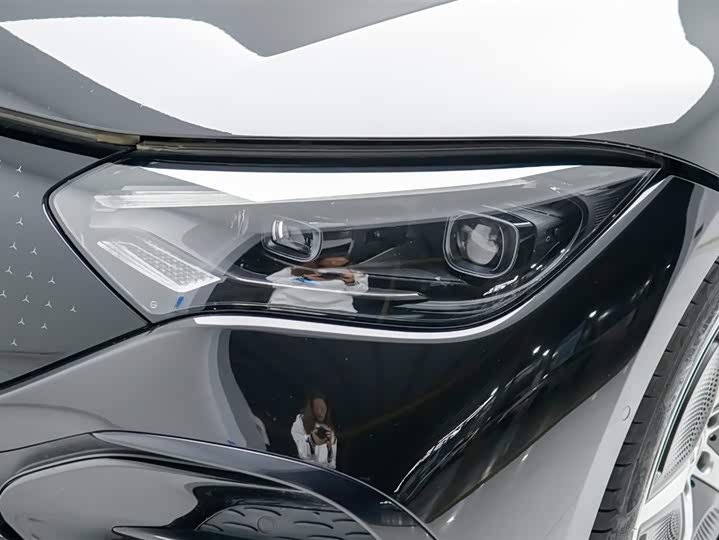 Фото 32 - Mercedes-Benz EQE