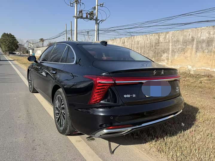 Фото 9 - Hongqi H5