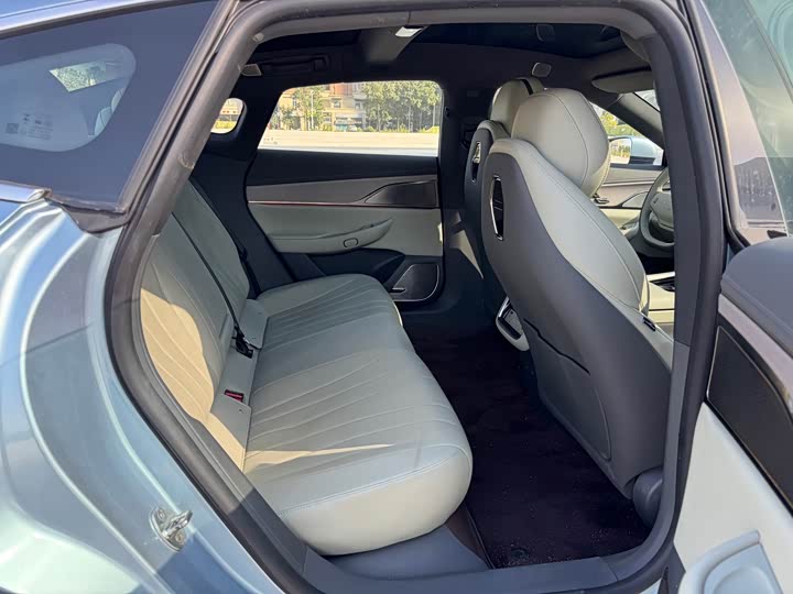 Фото 10 - Exeed Sterra ES