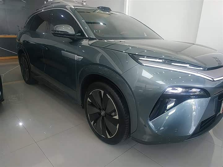 Фото 24 - BYD Tang L