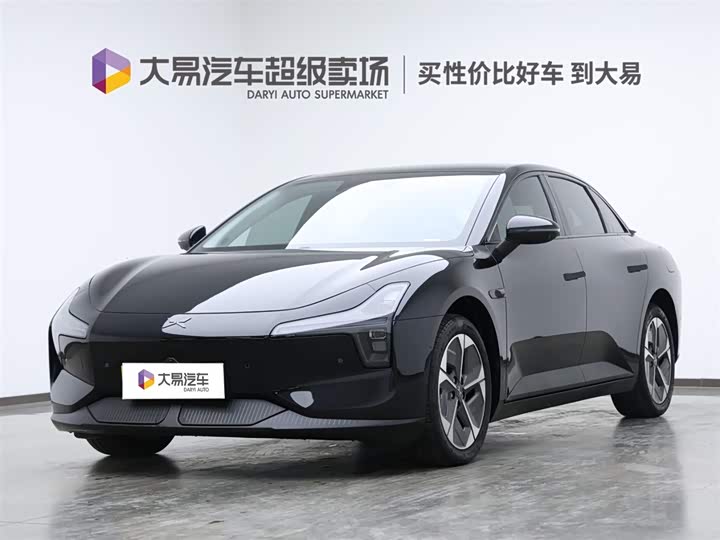 Фото 1 - XPeng Mona M03