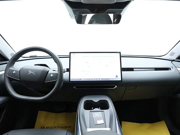 Фото 11 - XPeng Mona M03