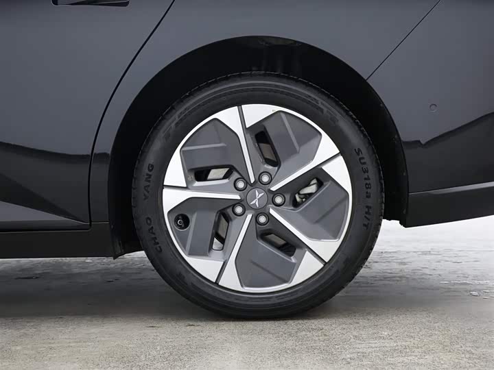 Фото 7 - XPeng Mona M03