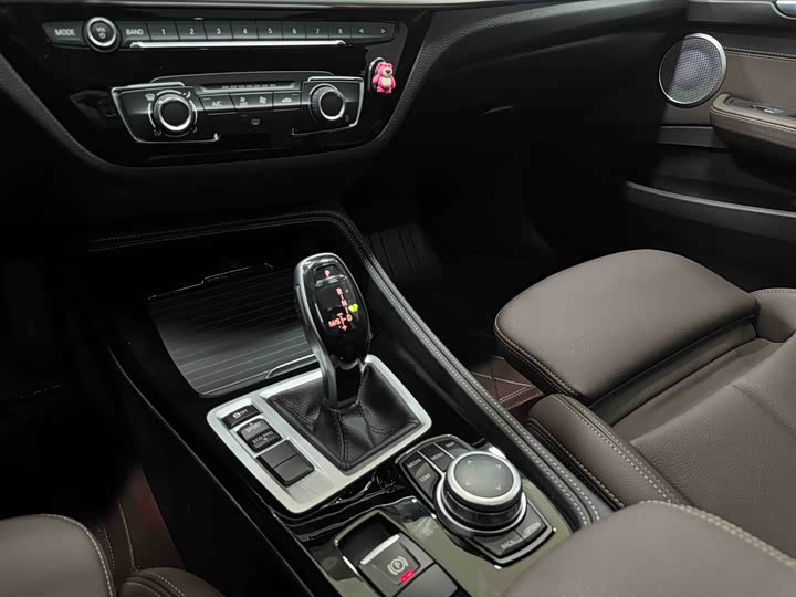 Фото 13 - BMW 1 Series