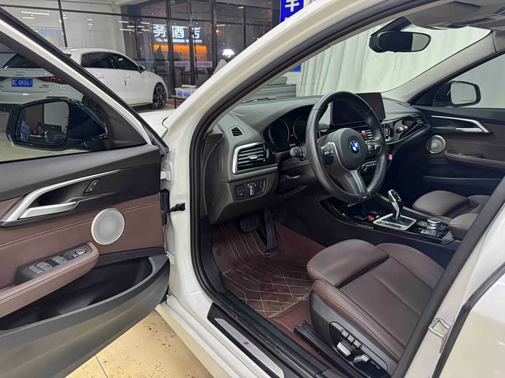 Фото 7 - BMW 1 Series