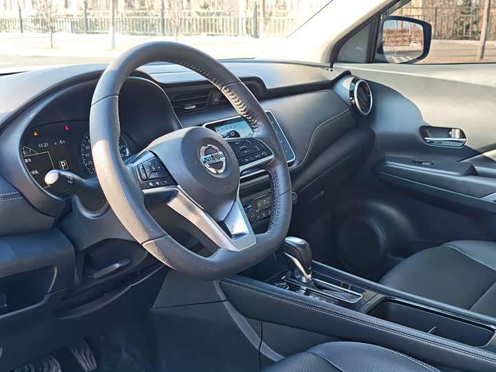 Фото 11 - Nissan Kicks